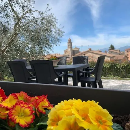 Casa Bruna, 3-Room Apartment With Private Garden Torri Del Benaco Exterior photo