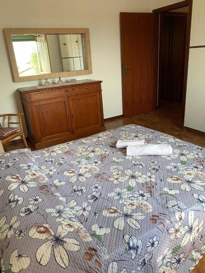 Casa Bruna, 3-room With Private Garden Apartment Torri Del Benaco
